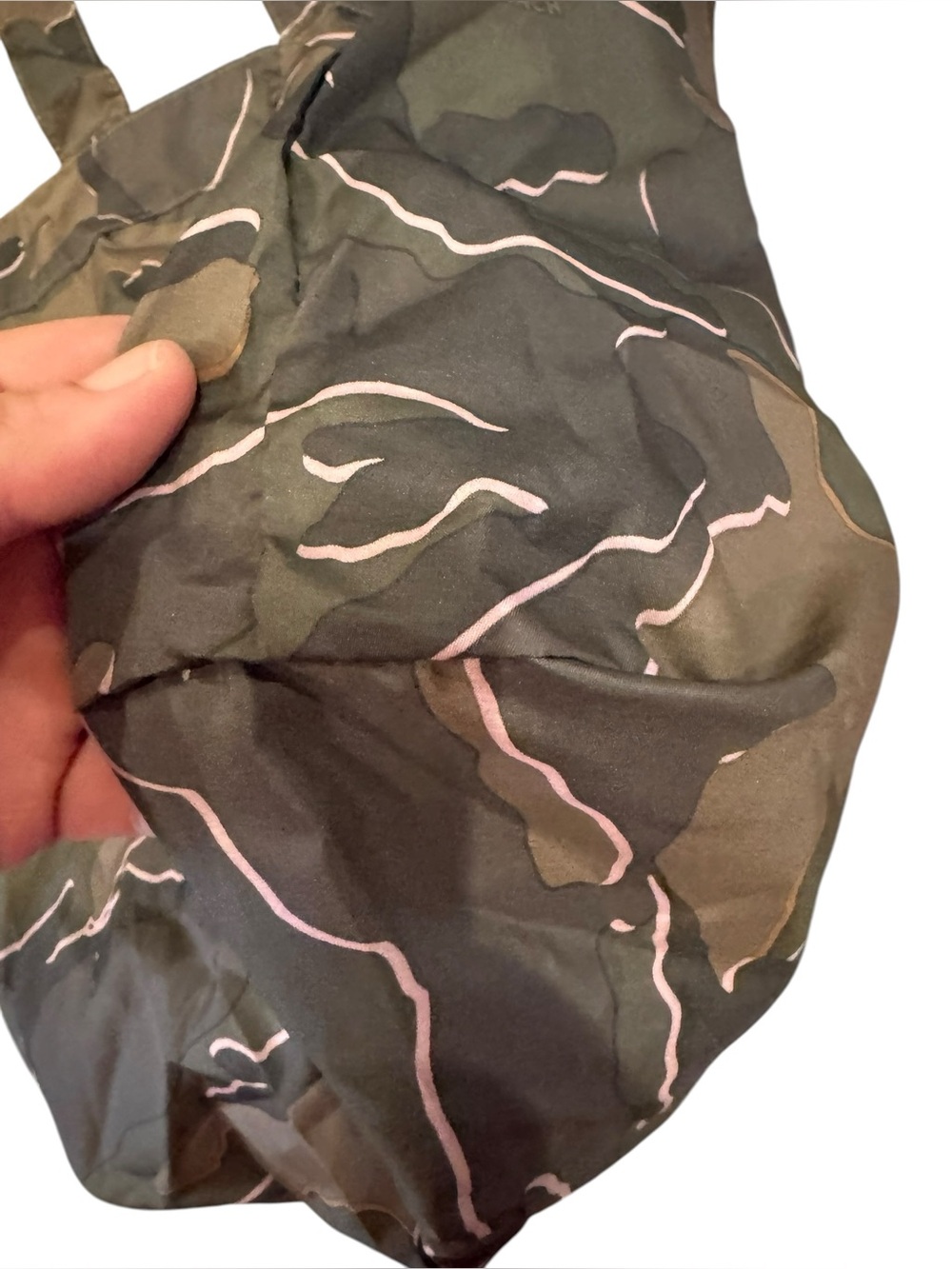 Coach Packable Tote with Wild Camo Print - NWOT - No Signs of Wear - Picture 7 of 8